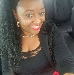 Meet your Posher, Sharonda